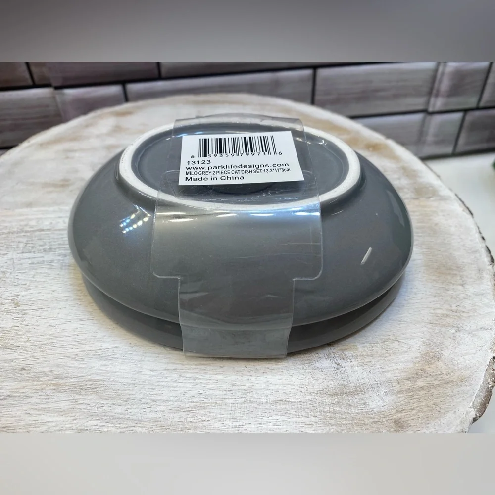 Park Life Design  🐾 MILO 2 pack Ceramic Cat Dish 1cup gray New